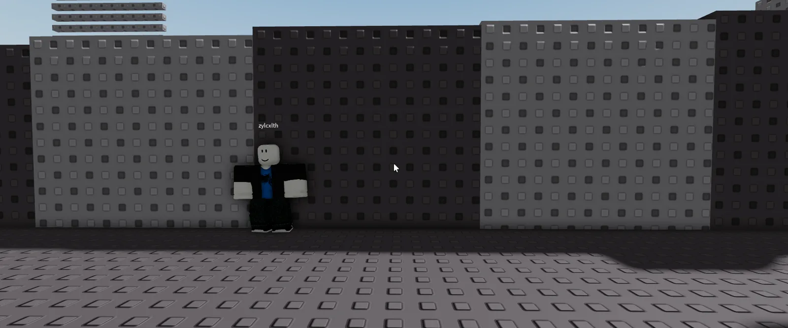 The same scene with the script off: normal lighting, players hard to pick out against the walls.